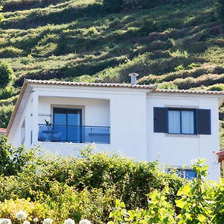 “Venik House” Sea_Mountains_Relaxing_Barbecue Appartement Funchal  Buitenkant foto