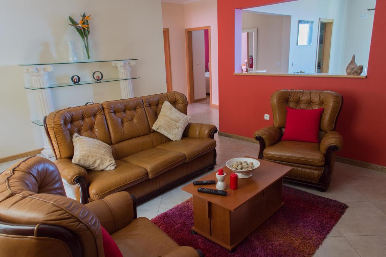 “Venik House” Sea_Mountains_Relaxing_Barbecue Appartement Funchal  Buitenkant foto